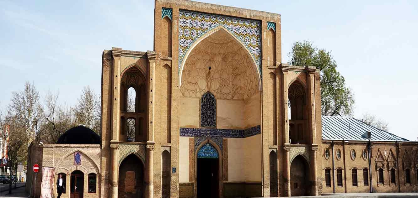 null (سردر عالی قاپو)