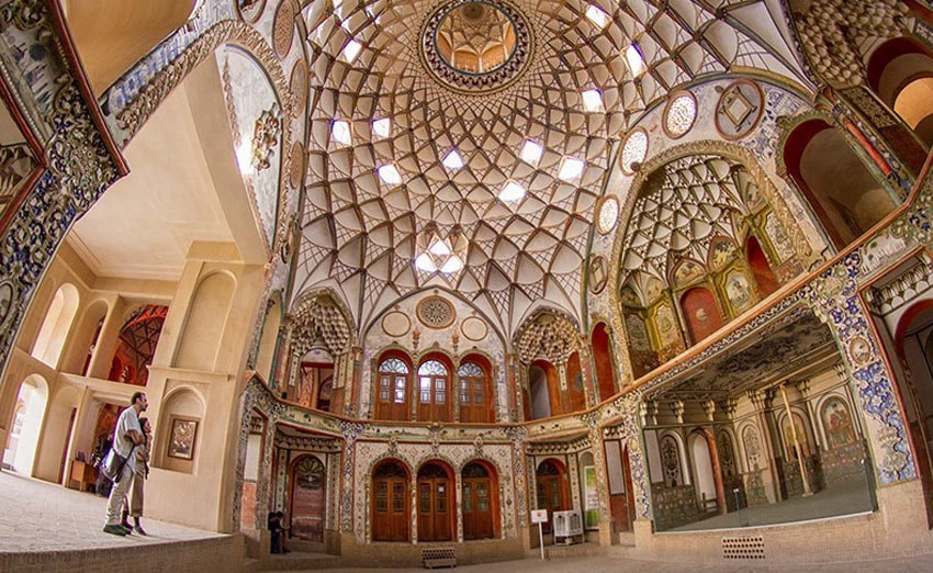 خانه بروجردی ها